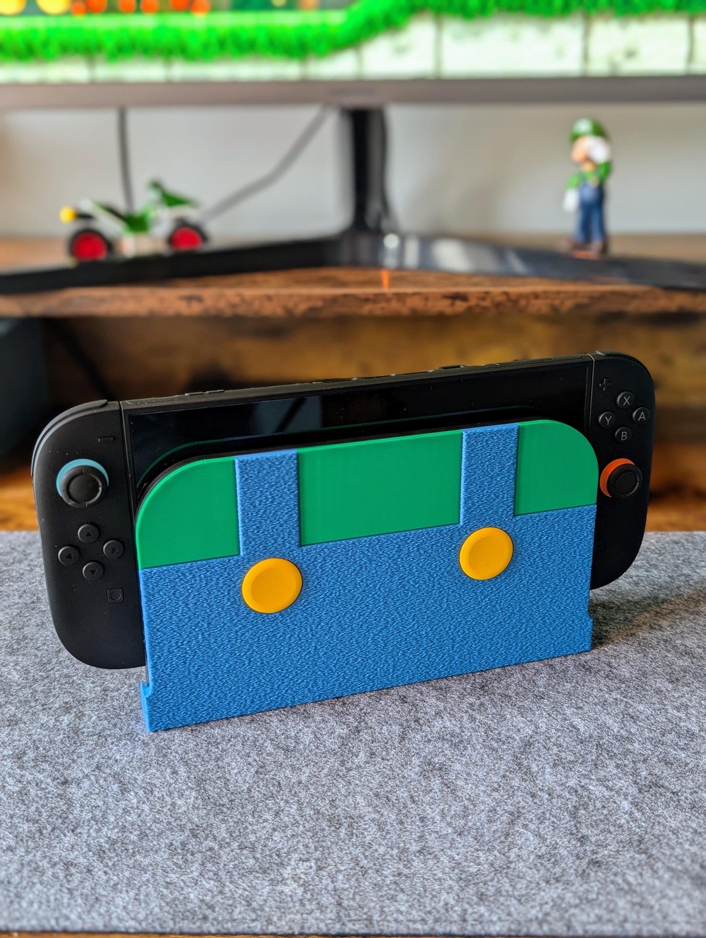 Switch 2 Dock Cover | Luigi Inspired Textured Faceplate